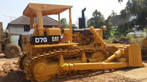 ขายแทรคเตอร์ CAT D7G เกียร์ตัด ซ่อมปรับสภาพทั้งคัน