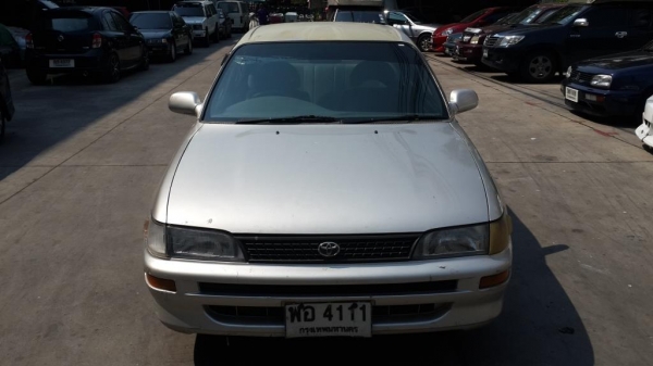 ตลาดห้วยขวาง ปี96 TOYOTA COROLLA สามห่วง เกียร์ออโต้ติดแก็ส พร้อมใช้งาน ขายถูก39,000บาท