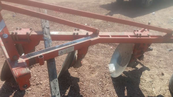 หางสี่กระทู้สามใบ24นิ้ว cmt