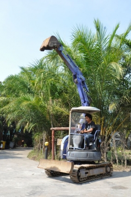 (ลดกระหน่ำ)ขายแบคโฮ MITSUBISHI MM20 สวยเดิมจากญี่ปุ่นยังไม่เคยใช้ในไทย ทำงานสมบูรณ์ทุกระบบ รับรองไม่ผิดหวัง 265,000 เท่านั้น!!