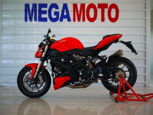 ขาย ducati sf1098 พร้อมทะเบียนแท้ไม่ขาดต่อจูงมือโอนขนส่ง