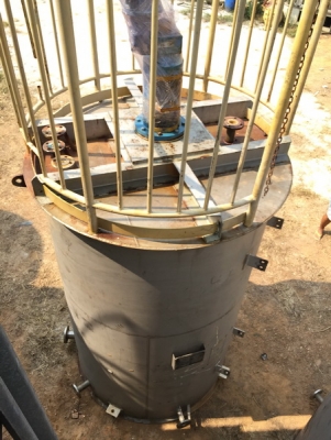 ถังสแตนเลส 5,000 ลิตร พร้อมใบกวน สภาพสวยมากๆ