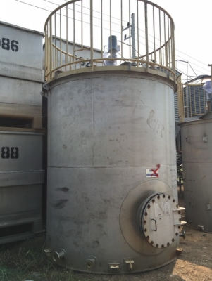 ขายถังสแตนเลส 15,000 ลิตรพร้อมใบกวน ถังสวย สภาพพร้อมใช้ ขายถังสแตนเลส 15,000 ลิตรพร้อมใบกวน ถังสวย สภาพพร้อมใช้