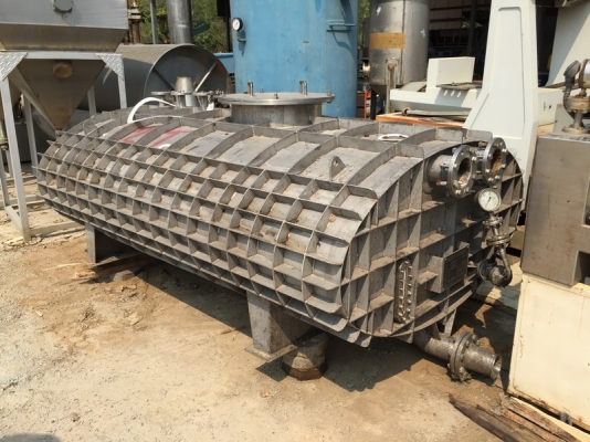 ขายถัง 2500 ลิตร สถาพสวยนางฟ้า พร้อมใช้งาน