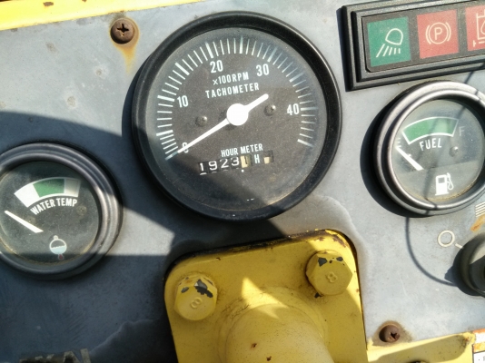 ขาย รถบด SAKAI TW450 Roller รถสวยสภาพพร้อมใช้งานครับ เก่านอกแท้ยังไม่เคยใช้งานในไทย ขาย รถบด SAKAI TW450 Roller รถสวยสภาพพร้อมใช้งานครับ เก่านอกแท้ยังไม่เคยใช้งานในไทย