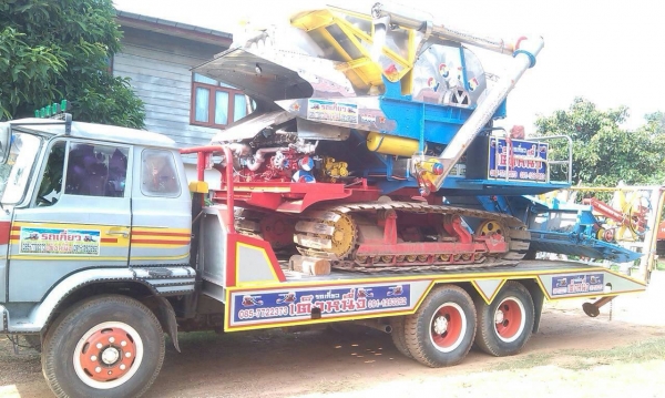 ขาย 10 ล้อ เพลาเดียว เทนเลอร์ขึ้นรถเกี่ยว หางพับไฮดรอริค เครื่อง 6D15 170 แรงม้า คัสซีสวย ทะเบียนพร้อมโอน