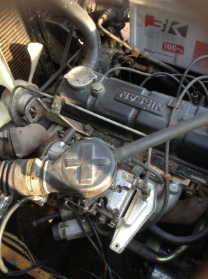 +++ ขายโฟล์คลิฟท์  KOMATSU FG25-10  ขนาด 2.5  ตัน  เครื่องยนต์เบนซิน  เสา  3  เมตร  เกียร์ธรรมดา  งา 1,070  มม.  ยางลม