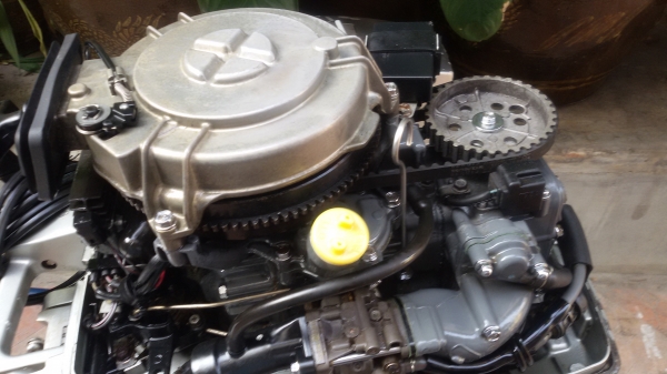 Honda15four สตาร์ทไฟฟ้า