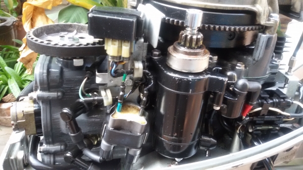 Honda15four สตาร์ทไฟฟ้า