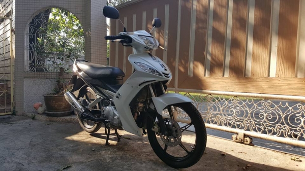 ขออนุญาติขาย YAMAHA SPARK 135RR ตัว TOP ล้อแม็กแท้ศูนย์ ฟรีค่าโอน