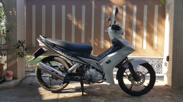 ขออนุญาติขาย YAMAHA SPARK 135RR ตัว TOP ล้อแม็กแท้ศูนย์ ฟรีค่าโอน