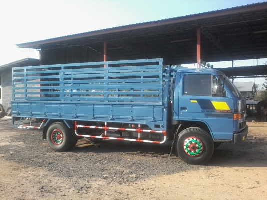 รถISUZU  115  F หน้า F หลัง  พวงมาลัยเพาเวอร์  เครื่องดี  ครัชชีสวยพร้อมใช้งาน