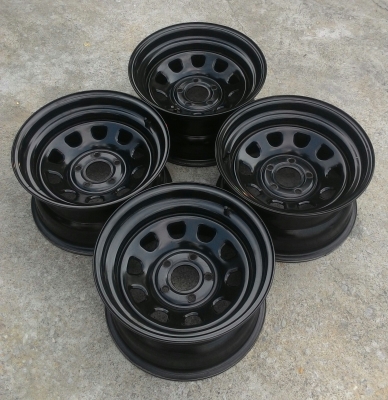 ขายล้อลายRock 15x8 ออฟ 0 ห้ารู 114 สวยๆ