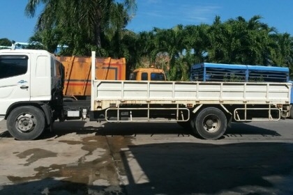 ขายรถ 6 ล้อ ฮีโน่ เมก้า 212 แรง ปี 49 ยาว 7.2 ม. วิ่ง 5x,xxx  พร้อมขึ้นเครน 5 ตัน 5 ปอก ขาเหลี่ยม   สภาพสวยจัด จัดแนนท์ได้ครับ สนใจติดต่อได้ที่ 081-9420141  ,  081-5715326