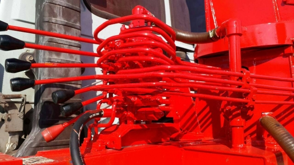 ขายรถ 6 ล้อ ฮีโน่ เมก้า 212 แรง ปี 49 ยาว 7.2 ม. วิ่ง 5x,xxx  พร้อมขึ้นเครน 5 ตัน 5 ปอก ขาเหลี่ยม   สภาพสวยจัด จัดแนนท์ได้ครับ สนใจติดต่อได้ที่ 081-9420141  ,  081-5715326