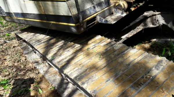 ขายรถแบคโฮ KOBELCO SK100-/// เอกสารอินวอย ระบบไฟเต็ม ราคา 700000