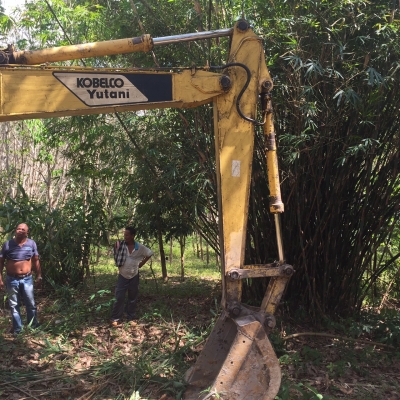 ขายรถแบคโฮ KOBELCO SK100-/// เอกสารอินวอย ระบบไฟเต็ม ราคา 700000