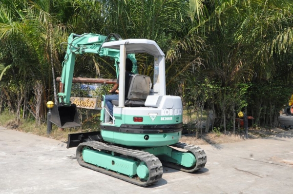 ขายแบคโฮ KOBELCO SK30 ปั้มแรง แทรคสวย ครบๆ สวยเดิมจากญี่ปุ่น ทำงานสมบูรณ์ทุกระบบ รับรองไม่ผิดหวัง 290,000 เท่านั้น!! ขายแบคโฮ KOBELCO SK30 ปั้มแรง แทรคสวย ครบๆ สวยเดิมจากญี่ปุ่น ทำงานสมบูรณ์ทุกระบบ รับรองไม่ผิดหวัง 290,000 เท่านั้น!!