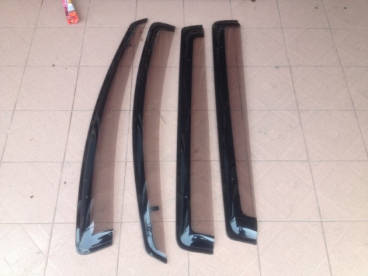 กันสาดเเท้ TOYOTA WIHS ครบชุดหน้าหลังกริบครบเก่าญี่ปุ่นสภาพดี