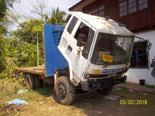 ขาย 280000 บาทเทลเลอร์หางปลาระบบไโดรลิ รถ 10ล้อเครื่อง 175 แรง ไม่มีทะเบียน  NOBOOK