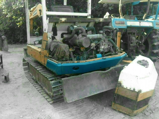 ขาย 165,000 รถแบคโฮ KOMATSU pc 20-2เครื่องดีปั้มแรงเอวแน่นรถสวยพร้อมลุย 090-772-3710 090-772-3708