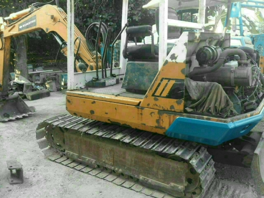 ขาย 165,000 รถแบคโฮ KOMATSU pc 20-2เครื่องดีปั้มแรงเอวแน่นรถสวยพร้อมลุย 090-772-3710 090-772-3708