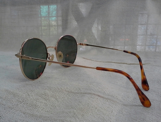 แว่นตาทรงหยดน้ำตัวบิดา HOLLYWOOD Round Metal Tortuga USA