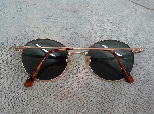 แว่นตาทรงหยดน้ำตัวบิดา HOLLYWOOD Round Metal Tortuga USA