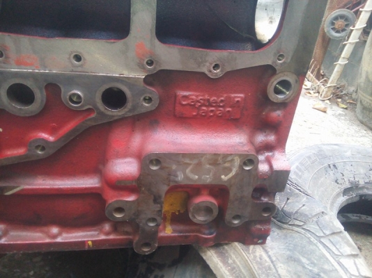 ขายเสื้อสูบฮีโน่10ล้อเครื่องP11C~UV 380แรงวิ่ง1xxxx