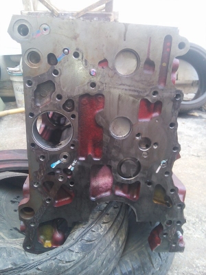 ขายเสื้อสูบฮีโน่10ล้อเครื่องP11C~UV 380แรงวิ่ง1xxxx