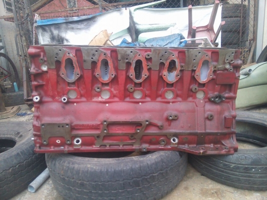 ขายเสื้อสูบฮีโน่10ล้อเครื่องP11C~UV 380แรงวิ่ง1xxxx