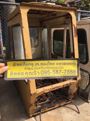 หัวเก๋ง komatsu pc200-2 ของเก่า ราคา 15,000(ราคาคุยได้) หัวเก๋ง komatsu pc200-2 ของเก่า ราคา 15,000(ราคาคุยได้)