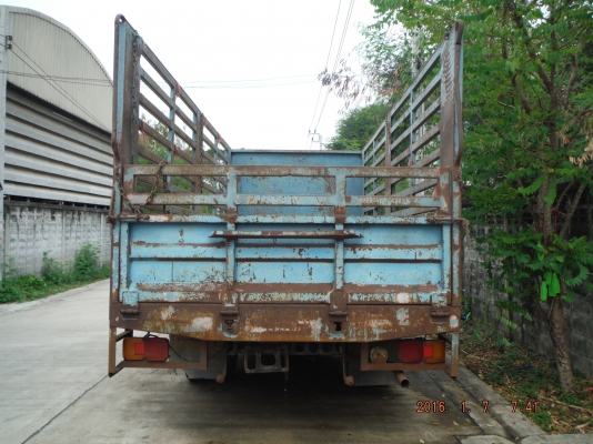 รถ 6 ล้อเครื่อง ho6c