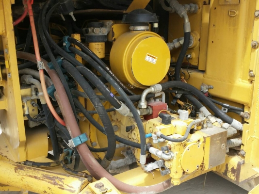 มาใหม่ ขายรถบด7ตัน CATERPILLAR CB434C รถเก่านอกสวย นำเข้าจาก USA แท้ ไม่เคยใช้งานในไทย สภาพสวย มาใหม่ ขายรถบด7ตัน CATERPILLAR CB434C รถเก่านอกสวย นำเข้าจาก USA แท้ ไม่เคยใช้งานในไทย สภาพสวย