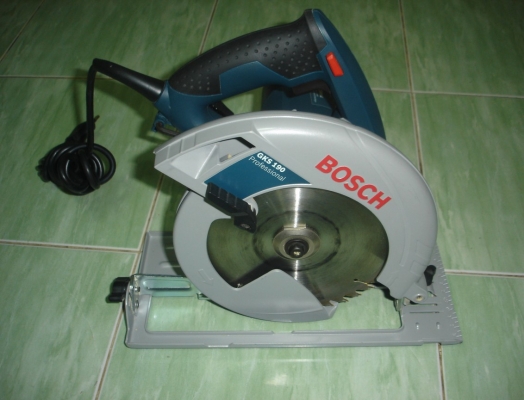 ขายเลื่อยวงเดือน 7 นิ้ว Bosch รุ่น GKS190 (1,400w.)