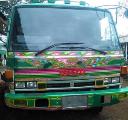 ISUZU ROCKY 175 HP HO6C หกล้อดั๊มพ์ ประกอบ กระบะดั๊มพ์มิเนียม 6 ตันความยาว 4 เมตรสภาพดีพร้อมบรรทุกได้เลย วางเครื่องยนต์ฮีโน่ แน่นดีแรงดีไม่มีเยิ้มยังไม่ลงเล่ม วางหัวเก๋งใหม่ยังไม่ลงเล่ม ภายในเก๋งสวยมากคอนโซลครบพร้อม พวงมาลัยเพาเวอร์ ระบบเบรคทริ๊ปฟี้ครบครั