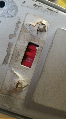 ชุดพัดลมสร้างไอออนประจุลบ ไปจับกับพวกฝุ่นละออง และสลายไฟฟ้าสถิตย์