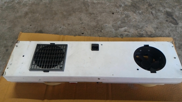 ชุดพัดลมสร้างไอออนประจุลบ ไปจับกับพวกฝุ่นละออง และสลายไฟฟ้าสถิตย์