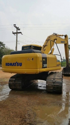 Komatsu PC200-7 ไมล์ชม.15,000 สภาพสวยค่ะ