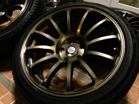 ล้อ ADVAN racing ขอบ18 5รู114 หน้า 8 นิ้ว ET+20 หลัง 9 นิ้ว ET+20 พร้อมยางปี13 ดอกเต็มๆ ใช้กันยาว ราคาเร้าใจ