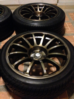 ล้อ ADVAN racing ขอบ18 5รู114 หน้า 8 นิ้ว ET+20 หลัง 9 นิ้ว ET+20 พร้อมยางปี13 ดอกเต็มๆ ใช้กันยาว ราคาเร้าใจ