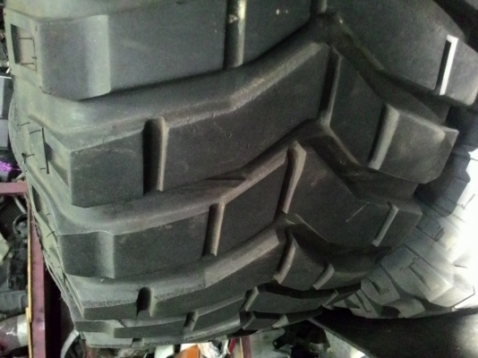 แม็กพร้อมบาง มิกกี้ทอมสัน พร้อมยางวสวยๆๆ 35-12.5-15