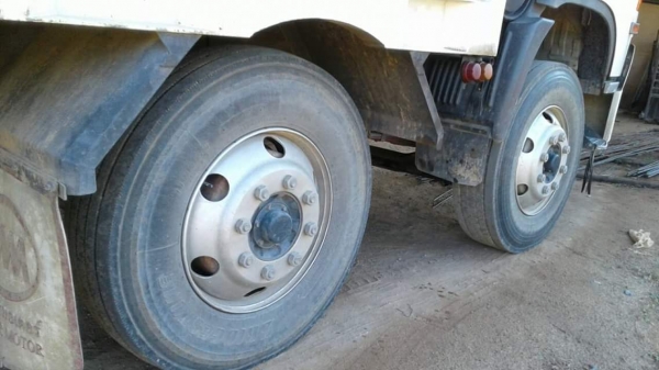 Hino fm 380 hp 12 ล้อท้ายลาด ยอดจัดไฟแนนซ์ได้ 1,700,000 บาทคะ