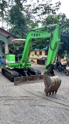 รถขุดมิตซู  MM 45  แทคยางพร้อมใช้งาน