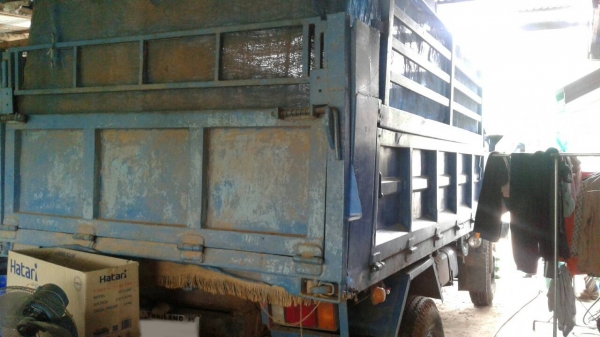 **280,000 บ.ต่อรอง/// 6ล้อดั้มดิน/ดั้มเกษตร ISUZU KS-110ฝาขาว Fหน้า-หลัง กระบะดั้มเหล็ก3.80ม. เล่มทะเบียนครบ ขาย ISUZU KS-110แรง 6ล้อดั้มดิน/ดั้มเกษตร ช่วงล่างใหญ่ พร้อมลุยงาน ISUZU KS (773xxxx) 4BD1-110HP ฝาขาว เกียร์ยาว หัวเก๋งยกไม่ได้ ครับ เครื่องเดิม **280,000 บ.ต่อรอง/// 6ล้อดั้มดิน/ดั้มเกษตร ISUZU KS-110ฝาขาว Fหน้า-หลัง กระบะดั้มเหล็ก3.80ม. เล่มทะเบียนครบ ขาย ISUZU KS-110แรง 6ล้อดั้มดิน/ดั้มเกษตร ช่วงล่างใหญ่ พร้อมลุยงาน ISUZU KS (773xxxx) 4BD1-110HP ฝาขาว เกียร์ยาว หัวเก๋งยกไม่ได้ ครับ เครื่องเดิม