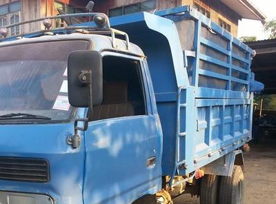 **280,000 บ.ต่อรอง/// 6ล้อดั้มดิน/ดั้มเกษตร ISUZU KS-110ฝาขาว Fหน้า-หลัง กระบะดั้มเหล็ก3.80ม. เล่มทะเบียนครบ ขาย ISUZU KS-110แรง 6ล้อดั้มดิน/ดั้มเกษตร ช่วงล่างใหญ่ พร้อมลุยงาน ISUZU KS (773xxxx) 4BD1-110HP ฝาขาว เกียร์ยาว หัวเก๋งยกไม่ได้ ครับ เครื่องเดิม **280,000 บ.ต่อรอง/// 6ล้อดั้มดิน/ดั้มเกษตร ISUZU KS-110ฝาขาว Fหน้า-หลัง กระบะดั้มเหล็ก3.80ม. เล่มทะเบียนครบ ขาย ISUZU KS-110แรง 6ล้อดั้มดิน/ดั้มเกษตร ช่วงล่างใหญ่ พร้อมลุยงาน ISUZU KS (773xxxx) 4BD1-110HP ฝาขาว เกียร์ยาว หัวเก๋งยกไม่ได้ ครับ เครื่องเดิม