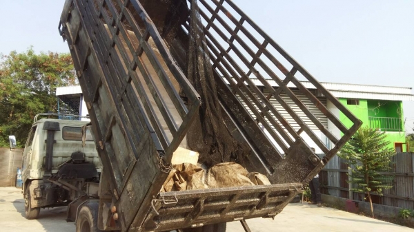 หกล้อ ฮีโน่ FC114 WO6C150แรง ดั้มกะบะค็อกสูง สภาพพร้อมใช้ ทะเบียนพร้อมโอน