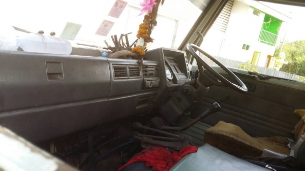 หกล้อ ฮีโน่ FC114 WO6C150แรง ดั้มกะบะค็อกสูง สภาพพร้อมใช้ ทะเบียนพร้อมโอน