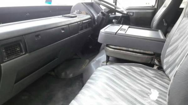 หกล้อ ฮีโน่ สิงห์ไฮเท็ค195 บรรทุกตู้ ยาว7.20ม สภาพดีสวยเดิมๆพร้อมใช้งาน ทะเบียนพร้อมโอน หกล้อ ฮีโน่ สิงห์ไฮเท็ค195 บรรทุกตู้ ยาว7.20ม สภาพดีสวยเดิมๆพร้อมใช้งาน ทะเบียนพร้อมโอน