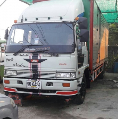 หกล้อ ฮีโน่ สิงห์ไฮเท็ค195 บรรทุกตู้ ยาว7.20ม สภาพดีสวยเดิมๆพร้อมใช้งาน ทะเบียนพร้อมโอน หกล้อ ฮีโน่ สิงห์ไฮเท็ค195 บรรทุกตู้ ยาว7.20ม สภาพดีสวยเดิมๆพร้อมใช้งาน ทะเบียนพร้อมโอน